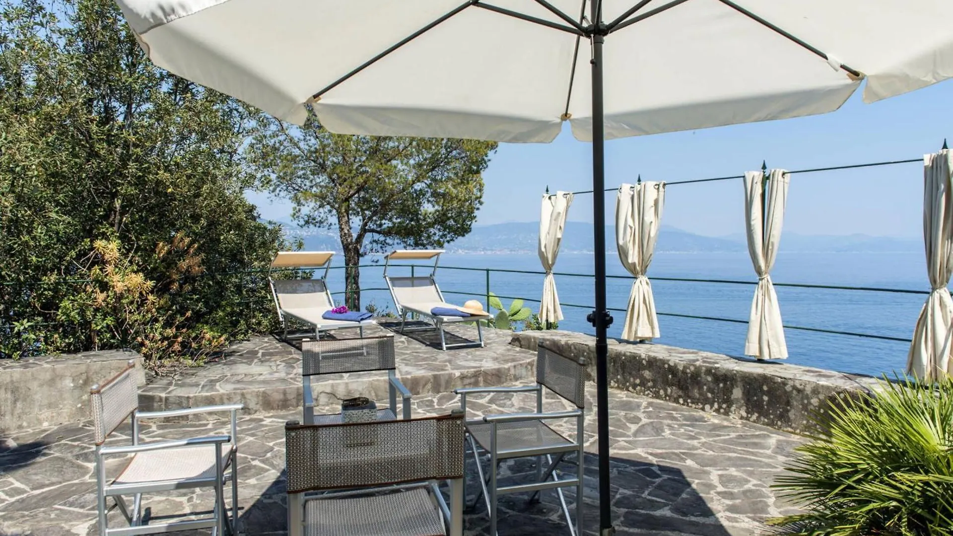 Villa Peninsula Portofino 0*,  Italy